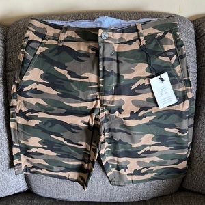 Smash green camo men’s shorts